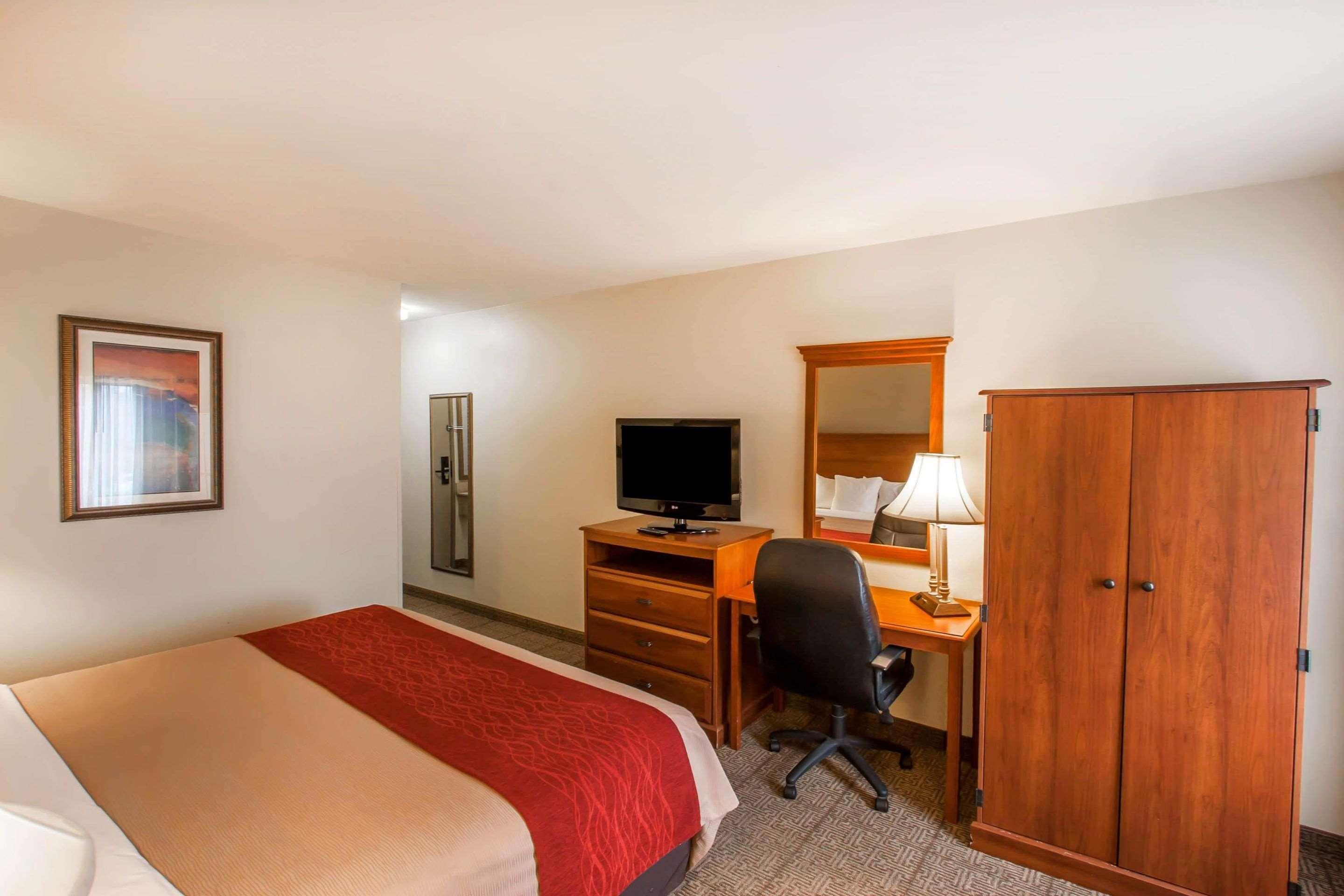 Quality Inn & Suites Germantown North Eksteriør billede
