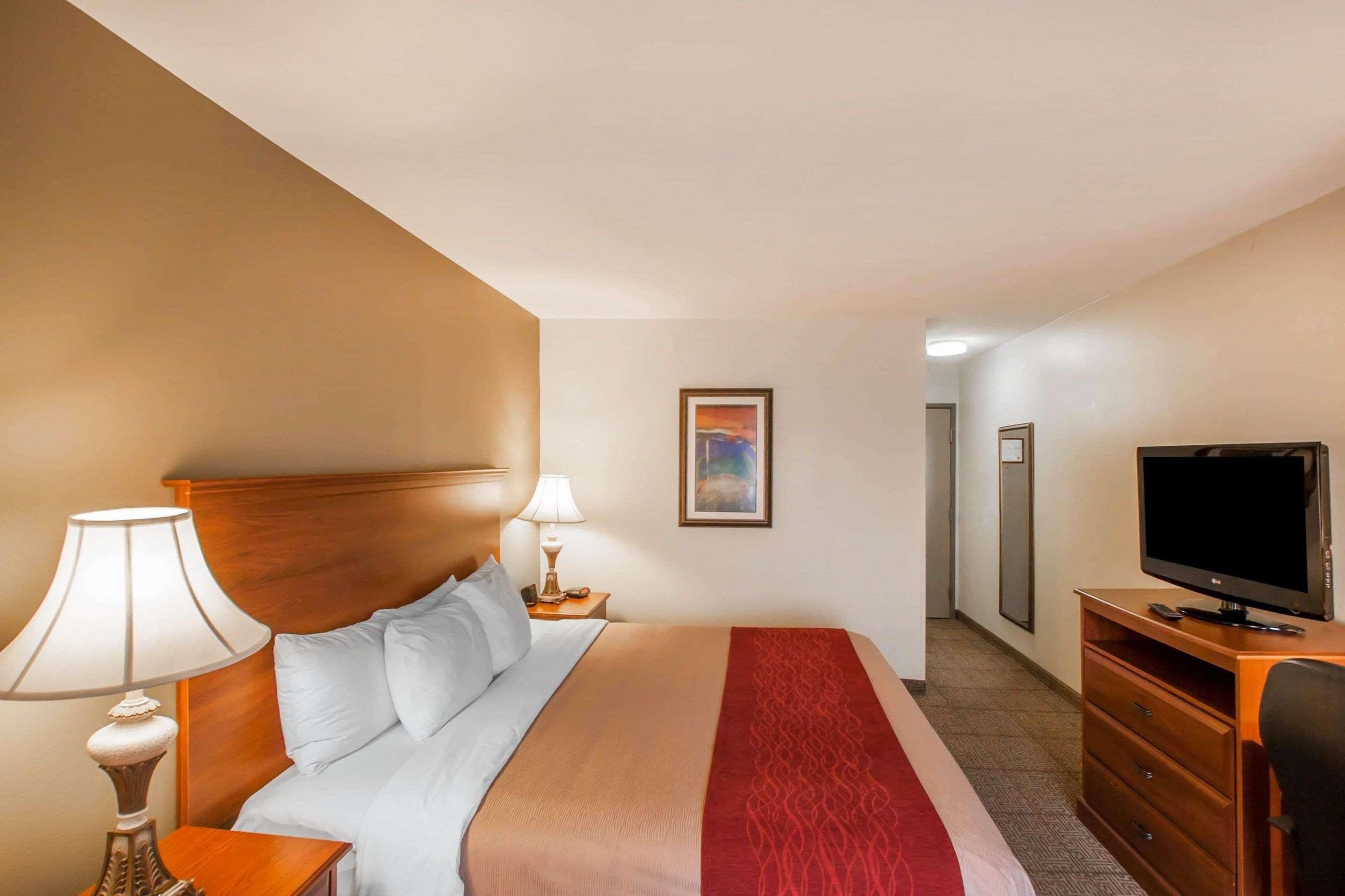 Quality Inn & Suites Germantown North Eksteriør billede