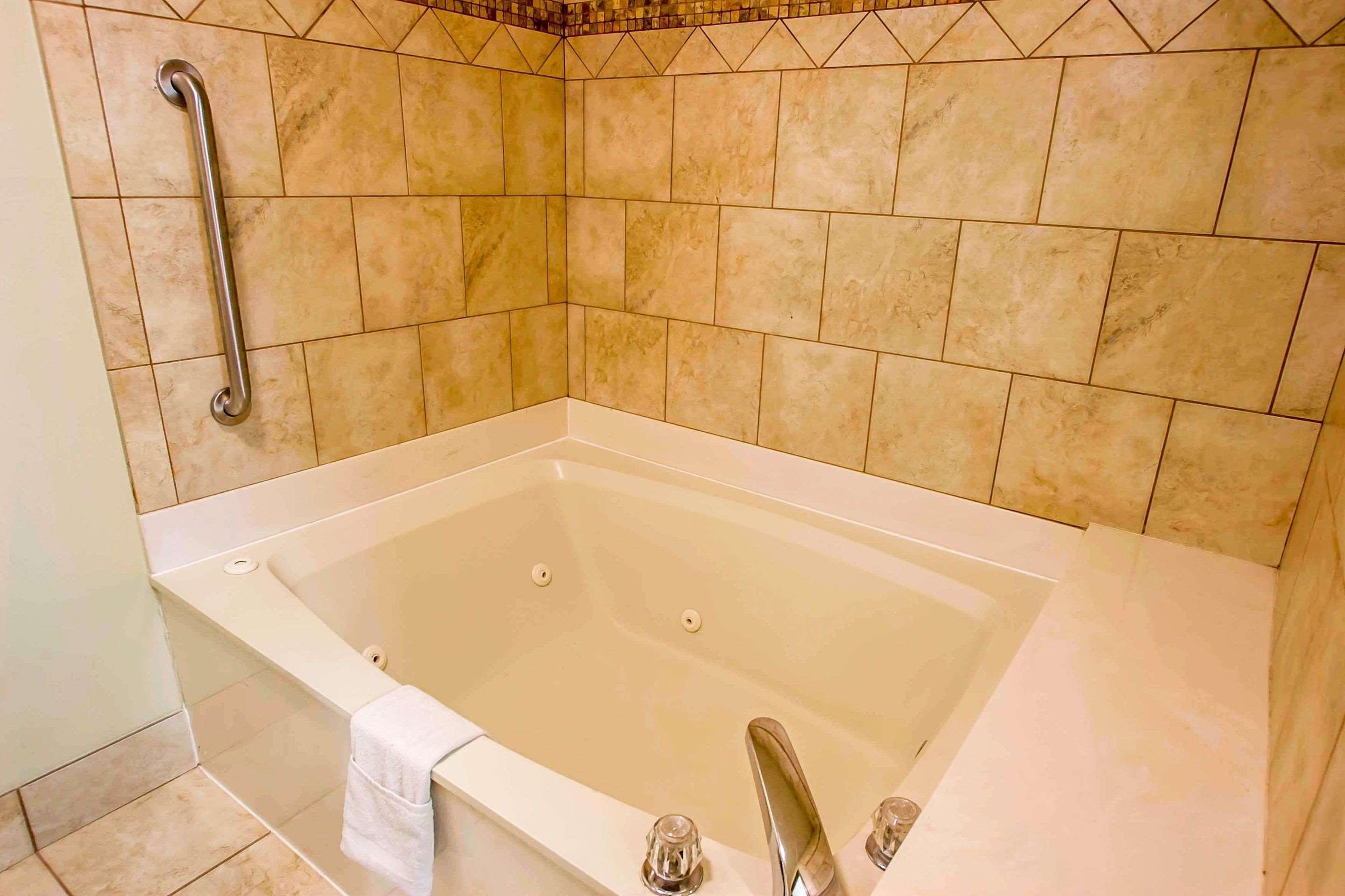 Quality Inn & Suites Germantown North Eksteriør billede