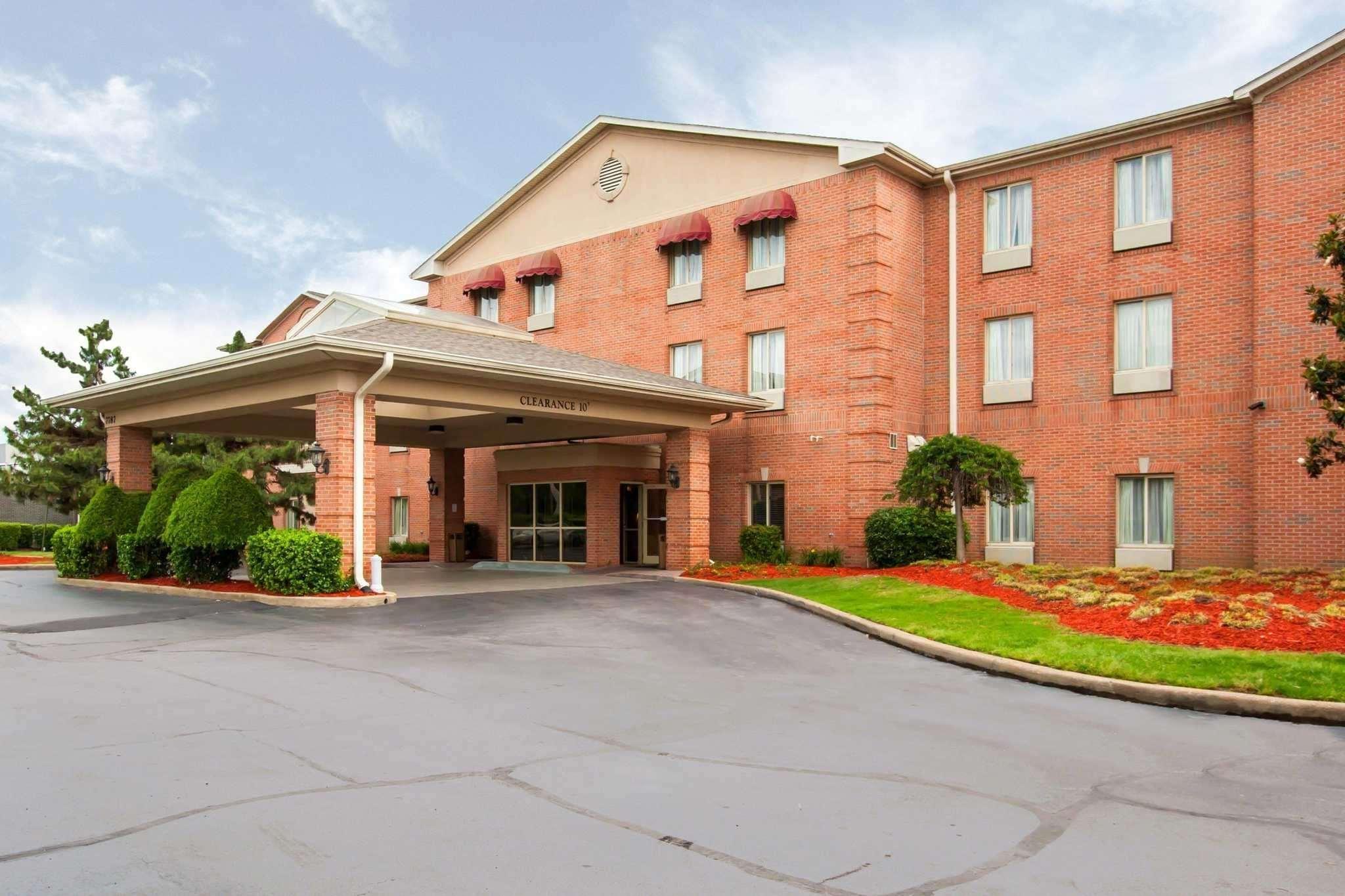 Quality Inn & Suites Germantown North Eksteriør billede