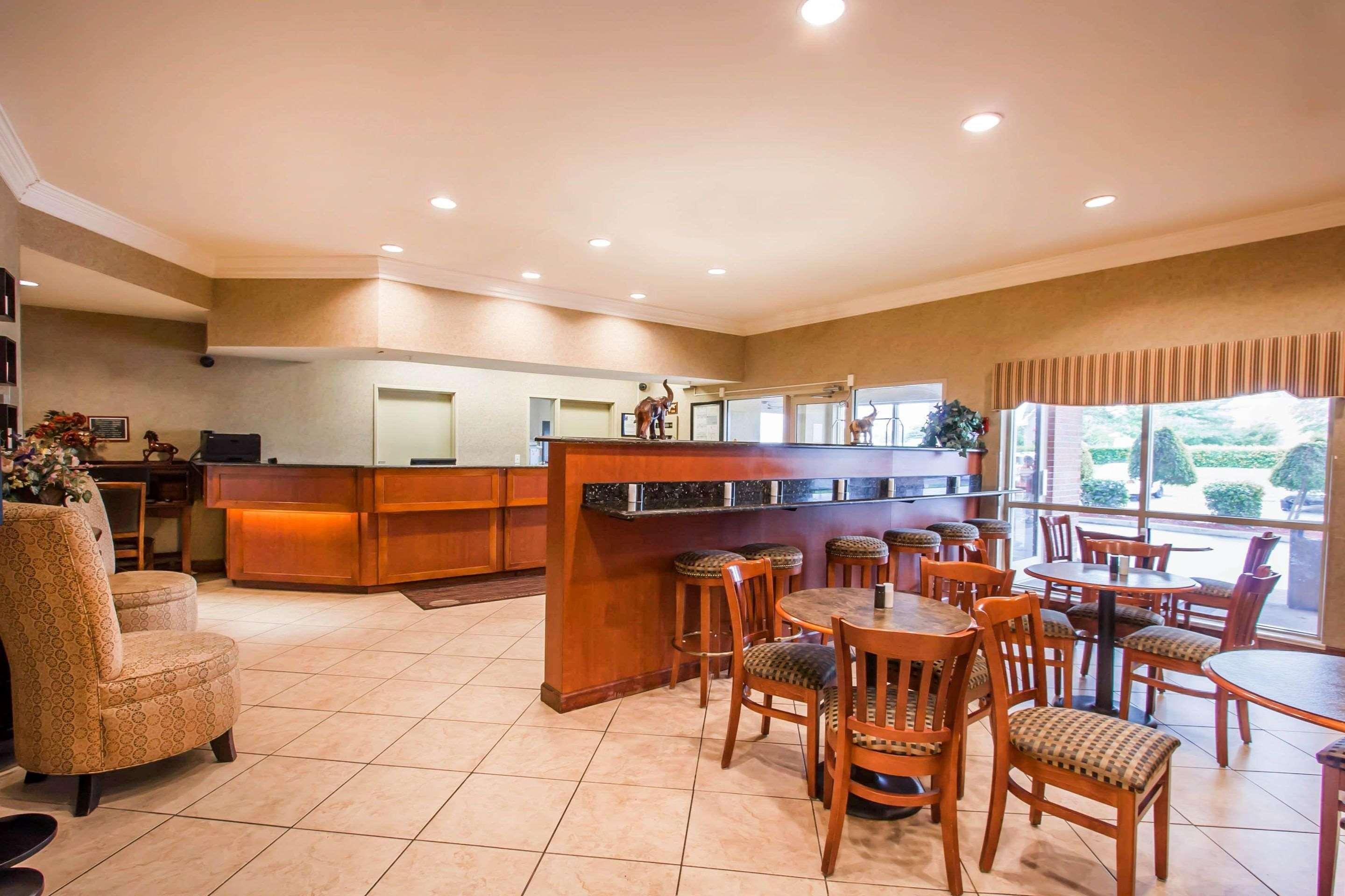 Quality Inn & Suites Germantown North Eksteriør billede