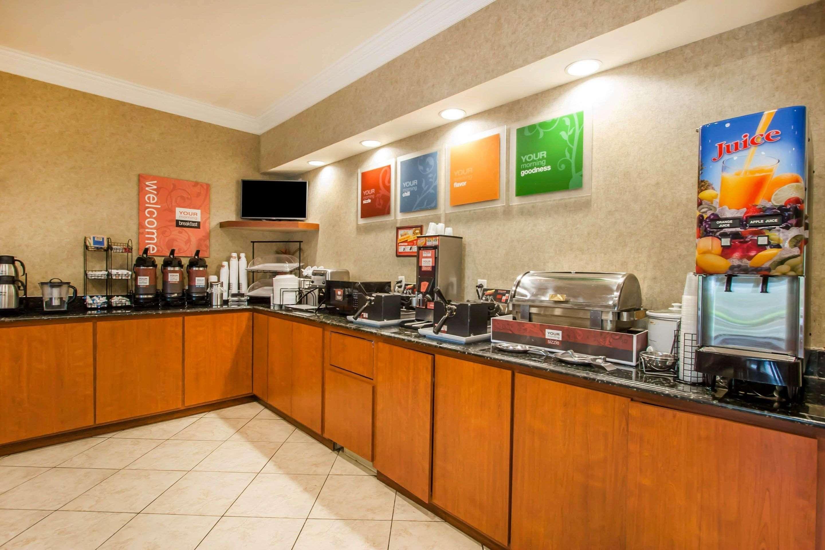 Quality Inn & Suites Germantown North Eksteriør billede