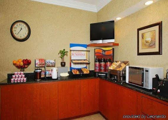 Quality Inn & Suites Germantown North Eksteriør billede